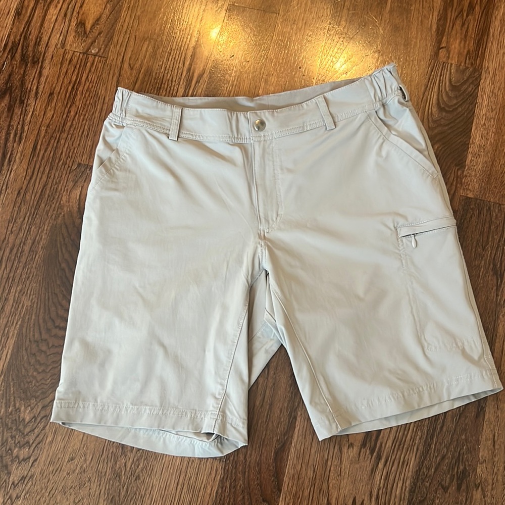 Duluth Trading Co. Gray Shorts